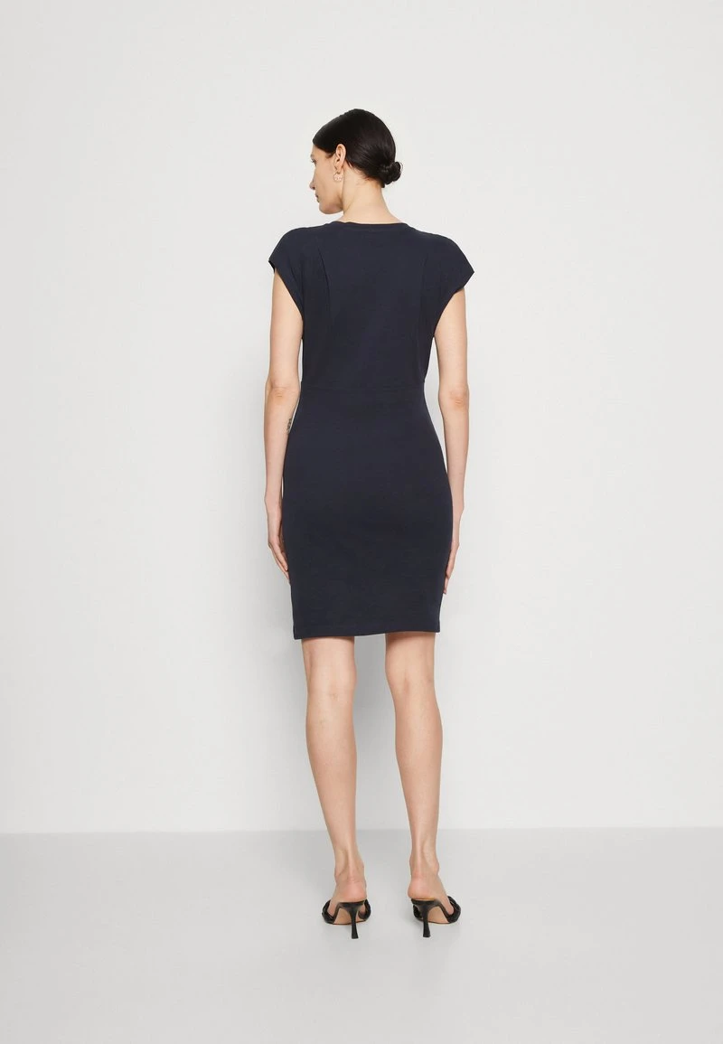 Marc O'Polo DRESS SHORT SLEEVE ROUND NECK SOLID - Etuikleid - Deep Blue Sea 3 Marc O'Polo DRESS SHORT SLEEVE ROUND NECK SOLID - Etuikleid - Deep Blue Sea – Bild 3