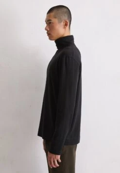 Marc O'Polo ROLLKRAGEN-LONGSLEEVE REGULAR AUS - Long Sleeved Top - Black 11 Marc O'Polo ROLLKRAGEN-LONGSLEEVE REGULAR AUS - Long Sleeved Top - Black -Mode Familie 0a2ff845973b4c5cb3928e96058db484