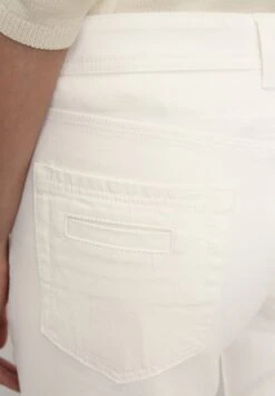 Marc O'Polo Jeans Slim Fit - Clean White Garment Dye Wash -Mode Familie 0aca93ec29774b2f8f057472804293a7