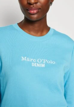 Marc O'Polo DENIM BASIC FIT CREW NECK LOGO EMBROIDERY - Sweatshirt - Pool Party -Mode Familie 0d2bbf479d8f4fcfbdf8ab0dbb48c62e