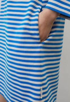 Marc O'Polo HEAVY STREIFEN - Jerseykleid - Multi Vibrant Blue 8 Marc O'Polo HEAVY STREIFEN - Jerseykleid - Multi Vibrant Blue -Mode Familie 0dde79cff7a74adeb1b20d99df5d43a4