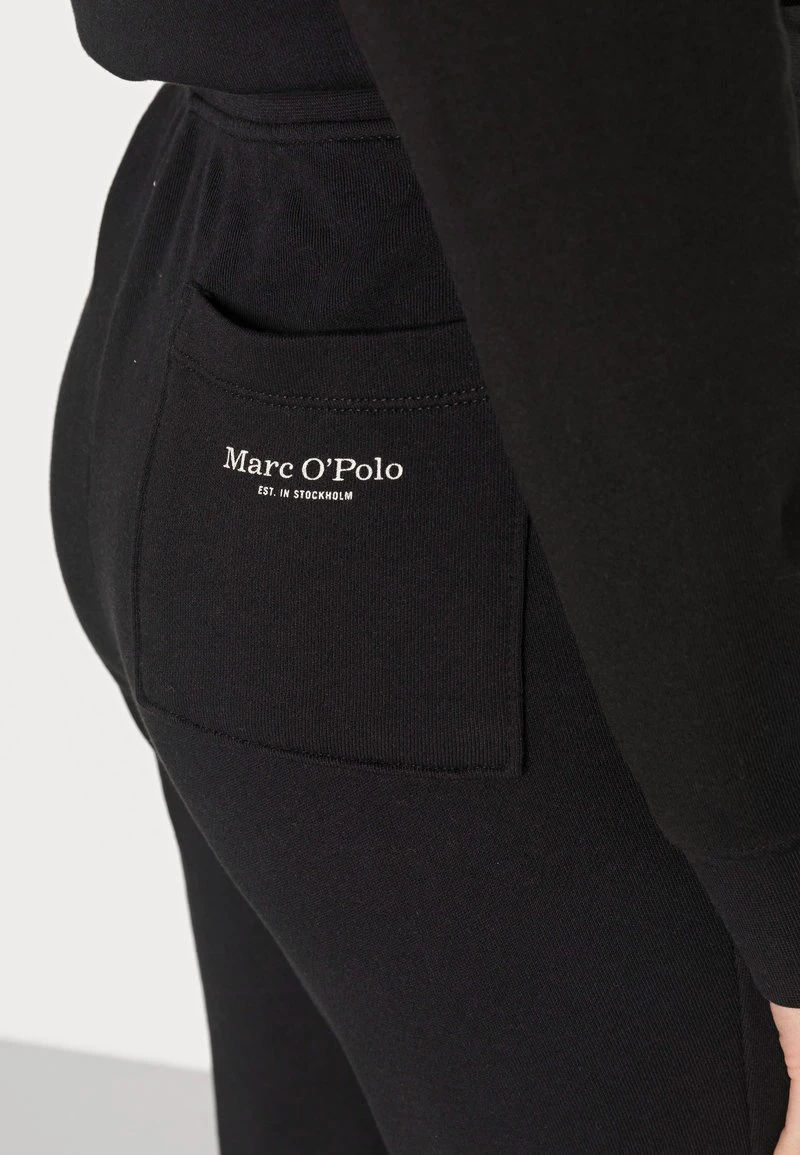 Marc O'Polo PANTS STRAIGHT FIT ELASTIC WAISTBAND - Jogginghose - Dark Navy 5 Marc O'Polo PANTS STRAIGHT FIT ELASTIC WAISTBAND - Jogginghose - Dark Navy – Bild 5