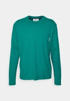 Marc O'Polo DENIM CHEST POCKET - Langarmshirt - Moonstone Teal 10 Marc O'Polo DENIM CHEST POCKET - Langarmshirt - Moonstone Teal -Mode Familie 10ab7f913bba4e8e8555be9f68bb44eb