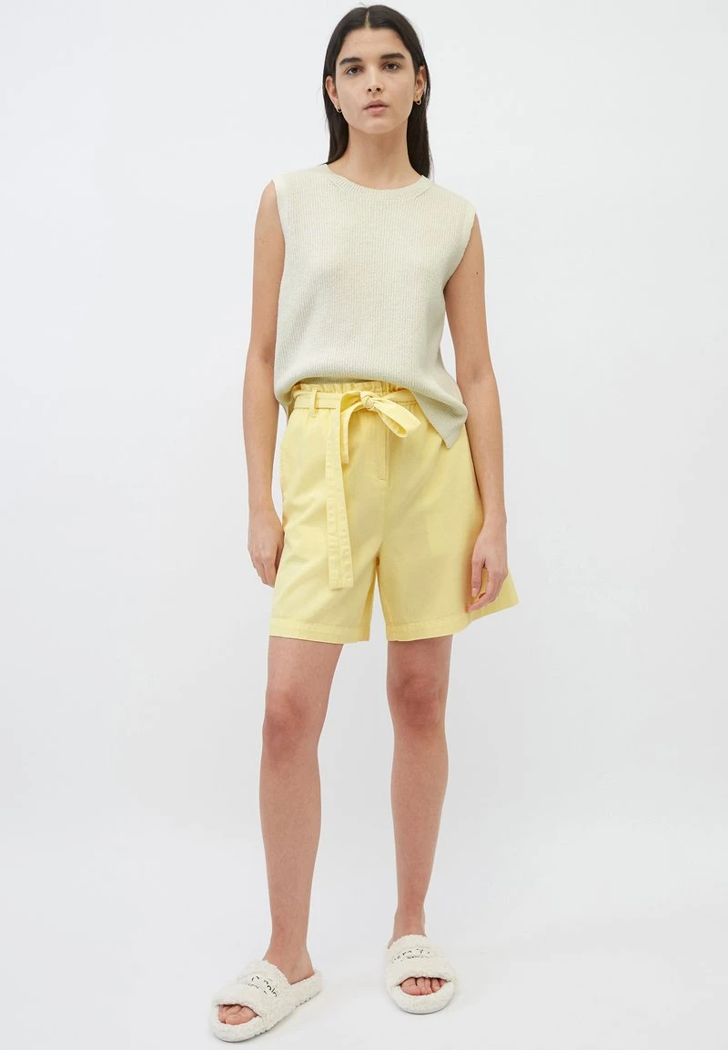 Marc O'Polo PAPERBAG STYLE, WIDE LEG - Shorts - Lemon Sorbet 2 Marc O'Polo PAPERBAG STYLE, WIDE LEG - Shorts - Lemon Sorbet – Bild 2
