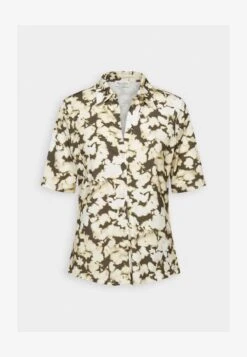 Marc O'Polo BLOUSE SHORT SLEEVE CLASSIC FIT - Hemdbluse - Khaki -Mode Familie 131477f1b55c4ffda1fbc48358fa3e23