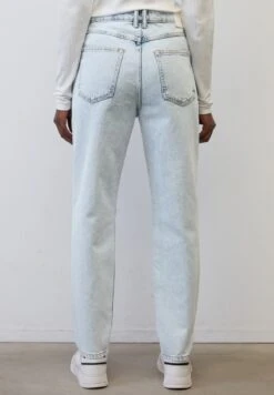 Marc O'Polo DENIM MODELL FREJA FRIEND AUS ORGANIC - Jeans Straight Leg - Multi Vintage Bleached Acid Bl -Mode Familie 18e234e198974ec0b4fb3fc8760852b6
