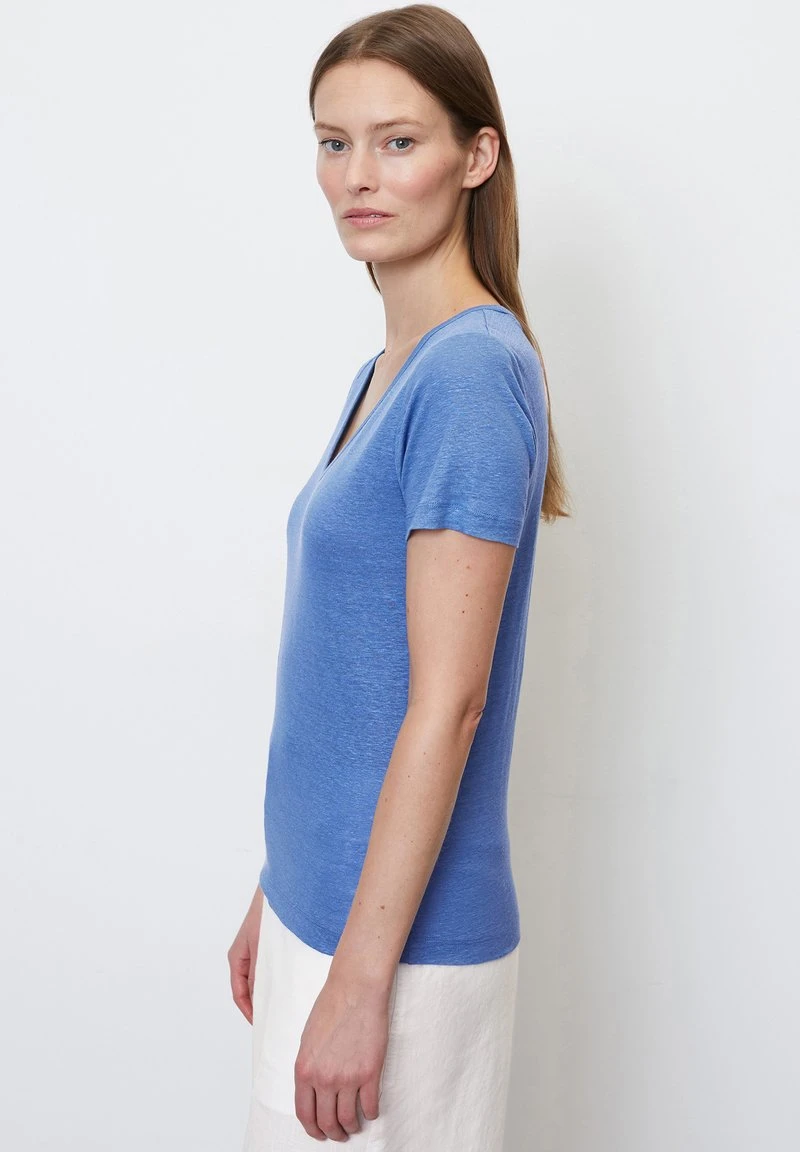 Marc O'Polo V-NECK - T-Shirt Basic - Summer Sky 4 Marc O'Polo V-NECK - T-Shirt Basic - Summer Sky – Bild 4
