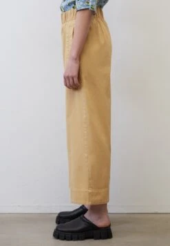 Marc O'Polo DENIM MIT ELASTISCHEM BUND - Stoffhose - Beige 9 Marc O'Polo DENIM MIT ELASTISCHEM BUND - Stoffhose - Beige -Mode Familie 1e06d994b74142b59d20894bf0b0bfe9