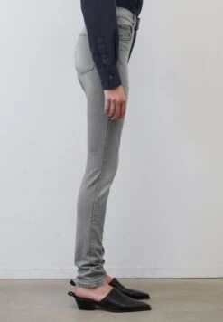 Marc O'Polo MODELL SKARA HIGH WAIST SKINNY AUS STRETCH-ORG - Jeans Slim Fit - Comfort Light Grey Wash -Mode Familie 1e15bf374d0e45d4b55179561ce50d47