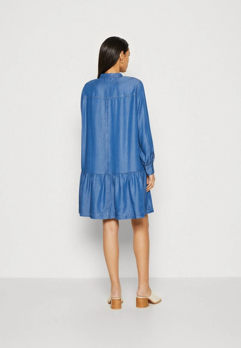 Marc O'Polo DRESS SHORT STYLE GATHERING - Jeanskleid - Washed Mid Blue 3 Marc O'Polo DRESS SHORT STYLE GATHERING - Jeanskleid - Washed Mid Blue – Bild 3