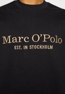 Marc O'Polo CREWNECK, EMBROIDERED ARTWORK ON CHEST - Sweatshirt - Black 11 Marc O'Polo CREWNECK, EMBROIDERED ARTWORK ON CHEST - Sweatshirt - Black -Mode Familie 2426ec4c8ef64dafae4b7792c31ca804