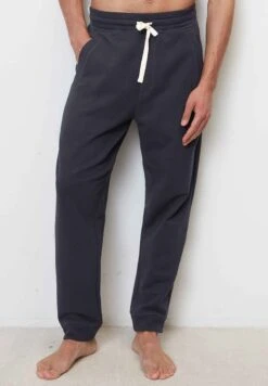 Marc O'Polo LOUNGE-SET MIT HOODIE - Pyjama - Dark Navy 9 Marc O'Polo LOUNGE-SET MIT HOODIE - Pyjama - Dark Navy -Mode Familie 26491a0a53404a598ac123a843ab6dcb 1