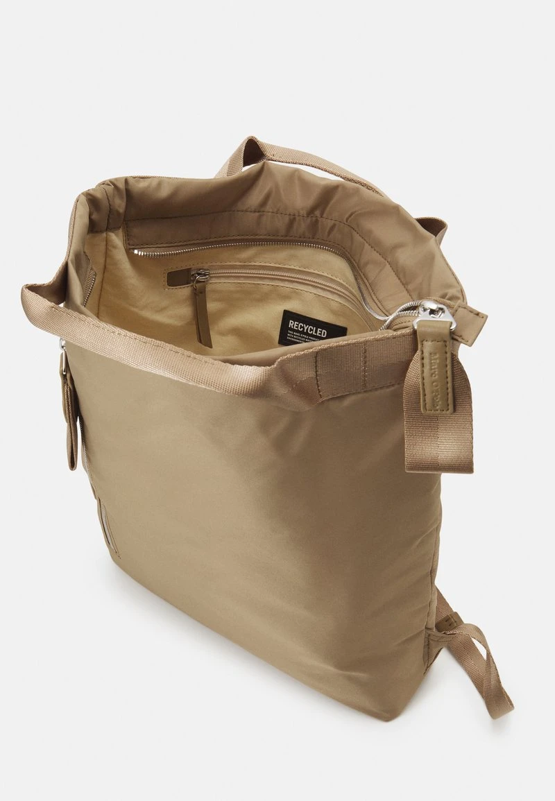 Marc O'Polo EMNI - Tagesrucksack - Dusty Earth 3 Marc O'Polo EMNI - Tagesrucksack - Dusty Earth – Bild 3