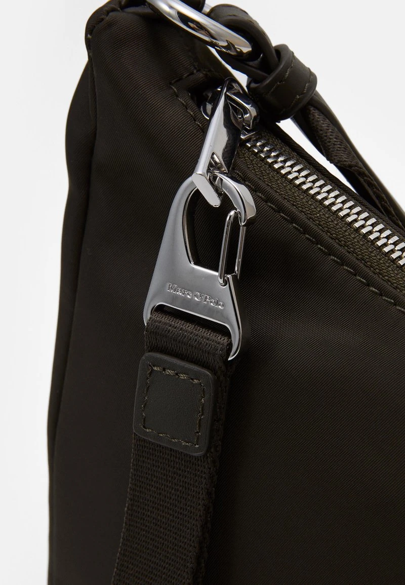 Marc O'Polo AGNES - Umhängetasche - Olive Green 4 Marc O'Polo AGNES - Umhängetasche - Olive Green – Bild 4