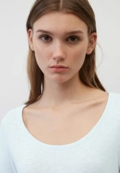 Marc O'Polo HEAVY SLUB LONGSLEEVE - Langarmshirt - Spring Sky 8 Marc O'Polo HEAVY SLUB LONGSLEEVE - Langarmshirt - Spring Sky -Mode Familie 30f3aaf688f443ed8d6da6f88f0d2b08