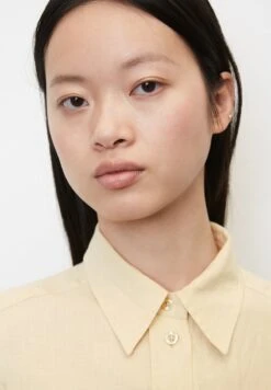 Marc O'Polo OVERSIZE - Hemdbluse - Natural Sand -Mode Familie 333377ee12784370ae8b85241dd5b9f7