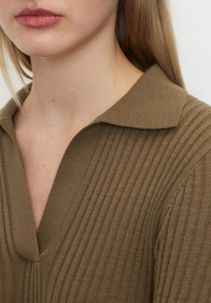 Marc O'Polo LONGSLEEVE POLO COLLAR - Etuikleid - Earthy Brown 4 Marc O'Polo LONGSLEEVE POLO COLLAR - Etuikleid - Earthy Brown – Bild 4