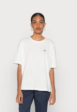 Marc O'Polo RUNDHALS REGULAR - T-Shirt Basic - Black 11 Marc O'Polo RUNDHALS REGULAR - T-Shirt Basic - Black -Mode Familie 3a31d2be4e814532b61fe2e9ebda4c83