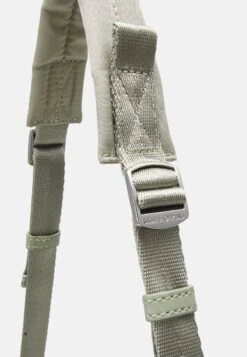 Marc O'Polo EMMA - Handtasche - Hazy Mint -Mode Familie 3ca999d8912c40a69d3a85de356870a5