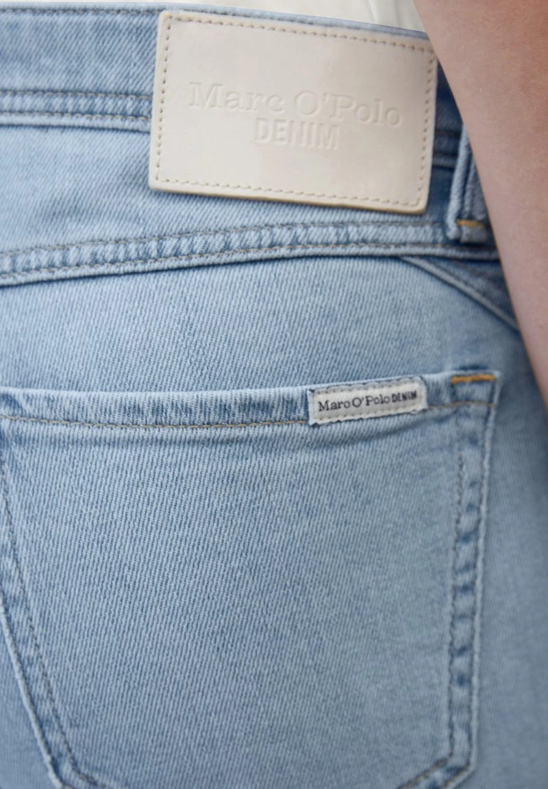 Marc O'Polo DENIM Flared Jeans - Multi Bleached Cobalt Blue 6 Marc O'Polo DENIM Flared Jeans - Multi Bleached Cobalt Blue – Bild 6