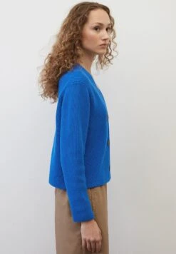 Marc O'Polo V-NECK CROPPED AUS HEAVY WEIGHT - Strickjacke - Vibrant Blue -Mode Familie 40abab096a6746ac9a1a5a8eb72a4624