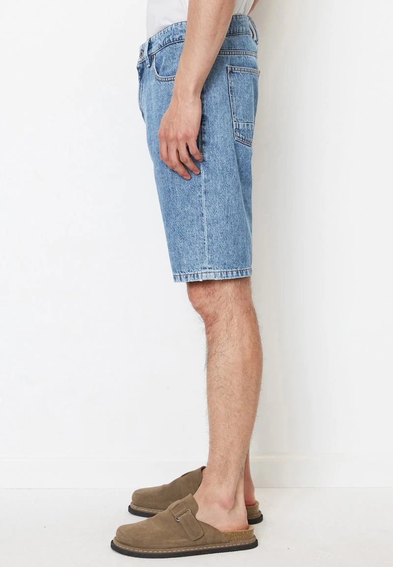 Marc O'Polo HAMAR - Jeans Shorts - Mid Blue Salt'n Pepper Wash 4 Marc O'Polo HAMAR - Jeans Shorts - Mid Blue Salt'n Pepper Wash – Bild 4