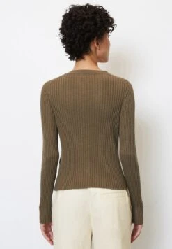 Marc O'Polo SCHMALER V-NECK - Strickjacke - Earthy Brown 8 Marc O'Polo SCHMALER V-NECK - Strickjacke - Earthy Brown -Mode Familie 4233f7be3af04522a731126b2115b69f