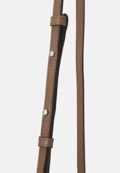 Marc O'Polo SINJA - Handtasche - Nutshell Brown -Mode Familie 45bef468349545b8900503d6d20ce8bb