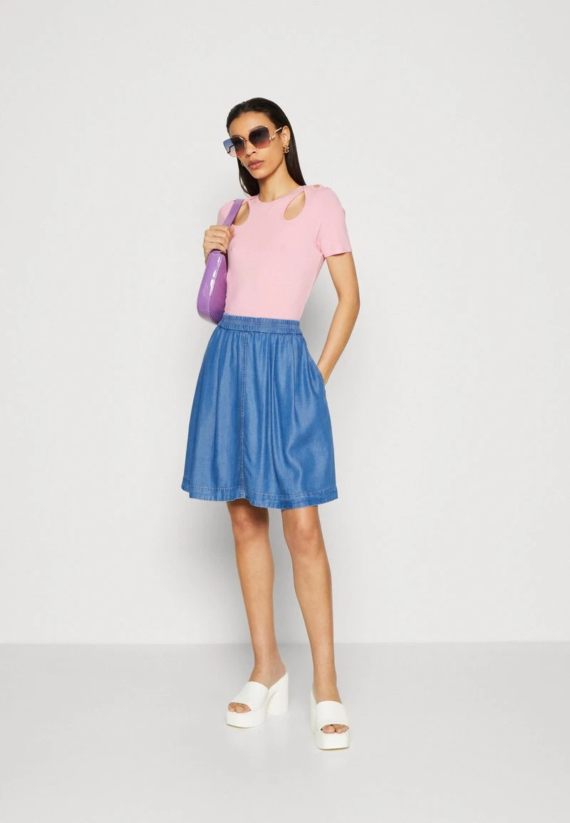 Marc O'Polo SKIRT FEMININ STYLE ELASTIC WAISTBAND SHORT LENGTH - Minirock - Washed Mid Blue 2 Marc O'Polo SKIRT FEMININ STYLE ELASTIC WAISTBAND SHORT LENGTH - Minirock - Washed Mid Blue – Bild 2