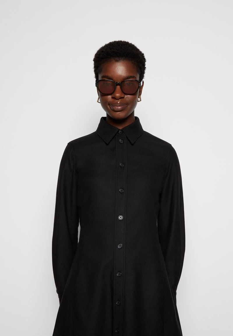 Marc O'Polo DRESS FEMININ SILHOUETTE SHIRT STYLE CUT LINES - Blusenkleid - Black 4 Marc O'Polo DRESS FEMININ SILHOUETTE SHIRT STYLE CUT LINES - Blusenkleid - Black – Bild 4