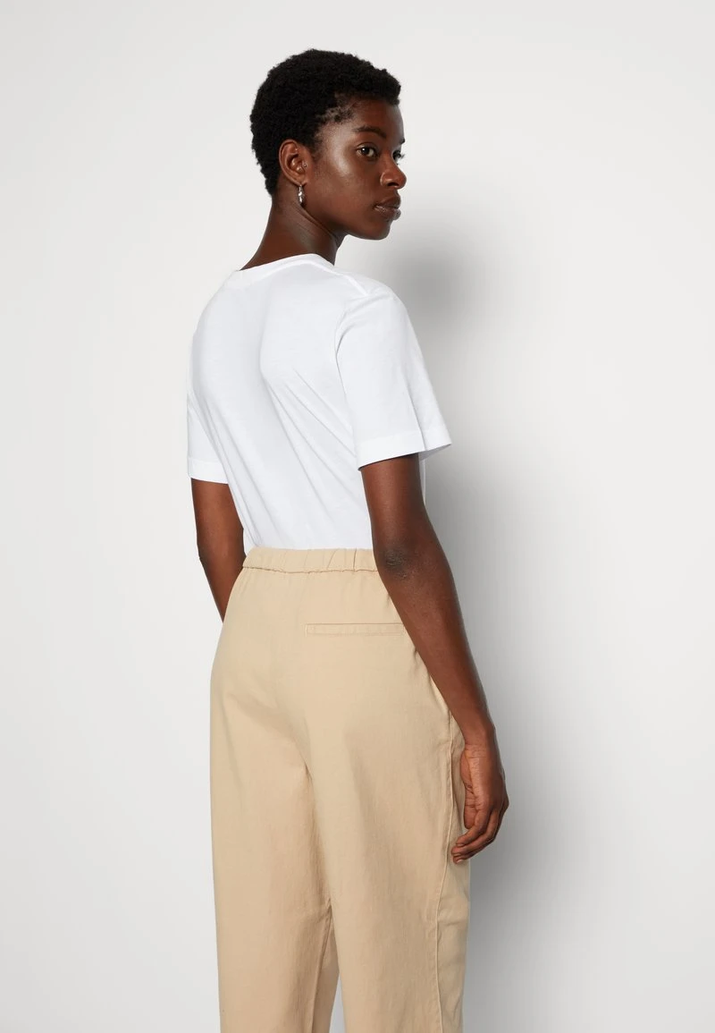 Marc O'Polo PANTS O-SHAPED LEG HIGH RISE CUFFS - Stoffhose - Frosty Sand 4 Marc O'Polo PANTS O-SHAPED LEG HIGH RISE CUFFS - Stoffhose - Frosty Sand – Bild 4