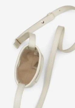 Marc O'Polo Umhängetasche - Chalky Sand 9 Marc O'Polo Umhängetasche - Chalky Sand -Mode Familie 4ca90343e49f4fec9eefe075300fe150