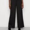 Marc O'Polo PANTS FLUENT TRACK PANTS JOGGING STYLE WIDE LEG - Jogginghose - Black