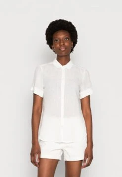 Marc O'Polo KENT COLLAR SHORT SLEEVED STYLE PATCHED - Hemdbluse - Salty White 11 Marc O'Polo KENT COLLAR SHORT SLEEVED STYLE PATCHED - Hemdbluse - Salty White -Mode Familie 515279125b114110877c21891a30ac8d 1