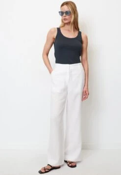 Marc O'Polo TANK AUS ORGANIC - Top - Deep Blue Sea -Mode Familie 546277c5762e4fecb31e84ef16a5b82b 1