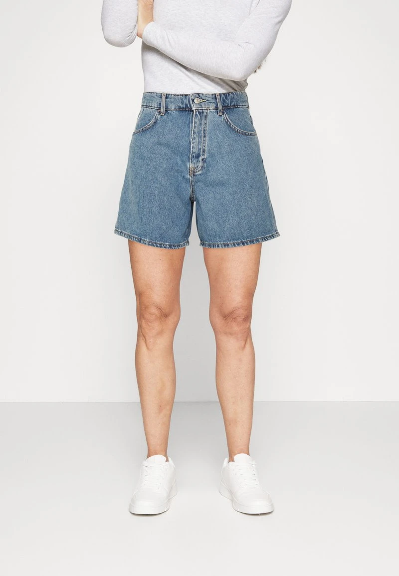 Marc O'Polo DENIM HIGH WAIST SHAPED FIT BERMUDA LENGTH STITCHED - Jeans Shorts - Multi/light Vintage Cobalt Blu 1 Marc O'Polo DENIM HIGH WAIST SHAPED FIT BERMUDA LENGTH STITCHED - Jeans Shorts - Multi/light Vintage Cobalt Blu