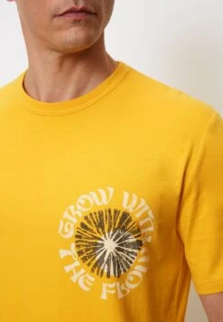 Marc O'Polo REGULAR FIT - T-Shirt Print - Luminous Days 10 Marc O'Polo REGULAR FIT - T-Shirt Print - Luminous Days -Mode Familie 5b7aca7fc9024a4ea0a366464b059360