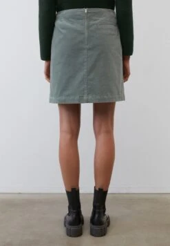 Marc O'Polo SKIRT EASY SHAPE WITH CUTLINE PLEAT DETAIL, SHORT LENGTH - A-Linien-Rock - Deep Lake Green 8 Marc O'Polo SKIRT EASY SHAPE WITH CUTLINE PLEAT DETAIL, SHORT LENGTH - A-Linien-Rock - Deep Lake Green -Mode Familie 5e3943aadb064c28bb1c5570713a3d76
