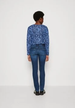 Marc O'Polo DENIM TROUSER LOW WAIST REGULAR LENGTH - Jeans Skinny Fit - Multi/blackish Dark Blue 8 Marc O'Polo DENIM TROUSER LOW WAIST REGULAR LENGTH - Jeans Skinny Fit - Multi/blackish Dark Blue -Mode Familie 606fad7cc4834a269c3250d7c3e33d3c