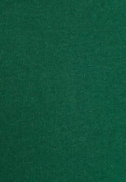 Marc O'Polo CREW NECK - Strickpullover - Rich Emerald 8 Marc O'Polo CREW NECK - Strickpullover - Rich Emerald -Mode Familie 6295bb12674f4d9788955eebb42f3a23