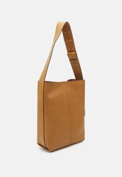 Titelseite -Mode Familie 62ed182b39dd4da0bc20663d02891b86