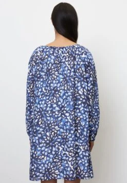 Marc O'Polo KURZES PRINT-BLUMEN AUS CRISPY-VOILE - Freizeitkleid - Multi Indigo 8 Marc O'Polo KURZES PRINT-BLUMEN AUS CRISPY-VOILE - Freizeitkleid - Multi Indigo -Mode Familie 64c9bf8bfe654f0a863d3244a9acc891