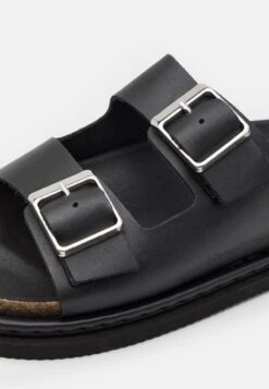 Marc O'Polo MATS - Pantolette Flach - Black 11 Marc O'Polo MATS - Pantolette Flach - Black -Mode Familie 65b66d863814403cb2207fd960bd7e2c