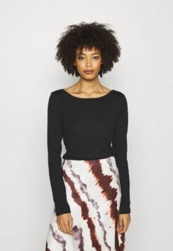 Marc O'Polo LONG SLEEVE BOAT NECK - Langarmshirt - Black 11 Marc O'Polo LONG SLEEVE BOAT NECK - Langarmshirt - Black -Mode Familie 6bc17ab48afd42a5b1f5ff92a2da7271 1