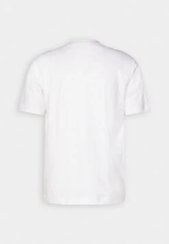 Marc O'Polo SHORT SLEEVE PRINTED ARTWORK AT CHESTRIBBED NECK TRI - T-Shirt Basic - White 11 Marc O'Polo SHORT SLEEVE PRINTED ARTWORK AT CHESTRIBBED NECK TRI - T-Shirt Basic - White -Mode Familie 6dedd4d6dcf540359eefd0ea6f2637a7