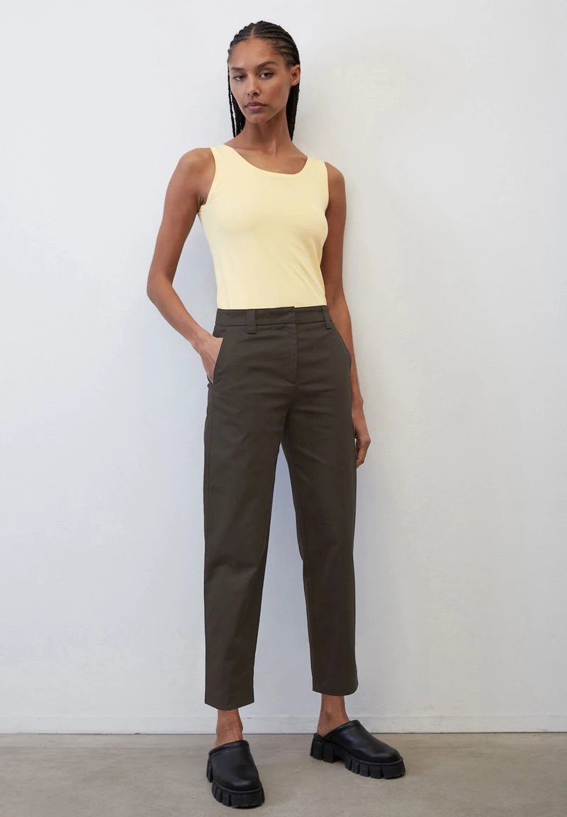 Marc O'Polo KALNI - Chino - Hickory Brown 2 Marc O'Polo KALNI - Chino - Hickory Brown – Bild 2