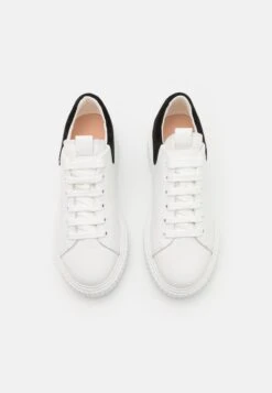 Marc O'Polo MOD SVEA - Sneaker Low - White/black -Mode Familie 6ee7130fe6e74910b66b71dc5add7fac
