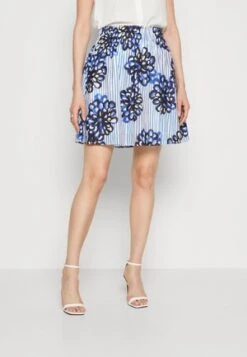 Marc O'Polo STYLE SEMI TAILORED - Shorts - Summer Sky 10 Marc O'Polo STYLE SEMI TAILORED - Shorts - Summer Sky -Mode Familie 6f9b54aa264a482790ce7c3d11f2123f