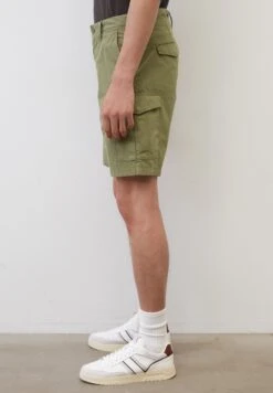 Marc O'Polo REGULAR FIT - Shorts - Olive -Mode Familie 6fcd4724c82c49ed8177fdeaac43c192
