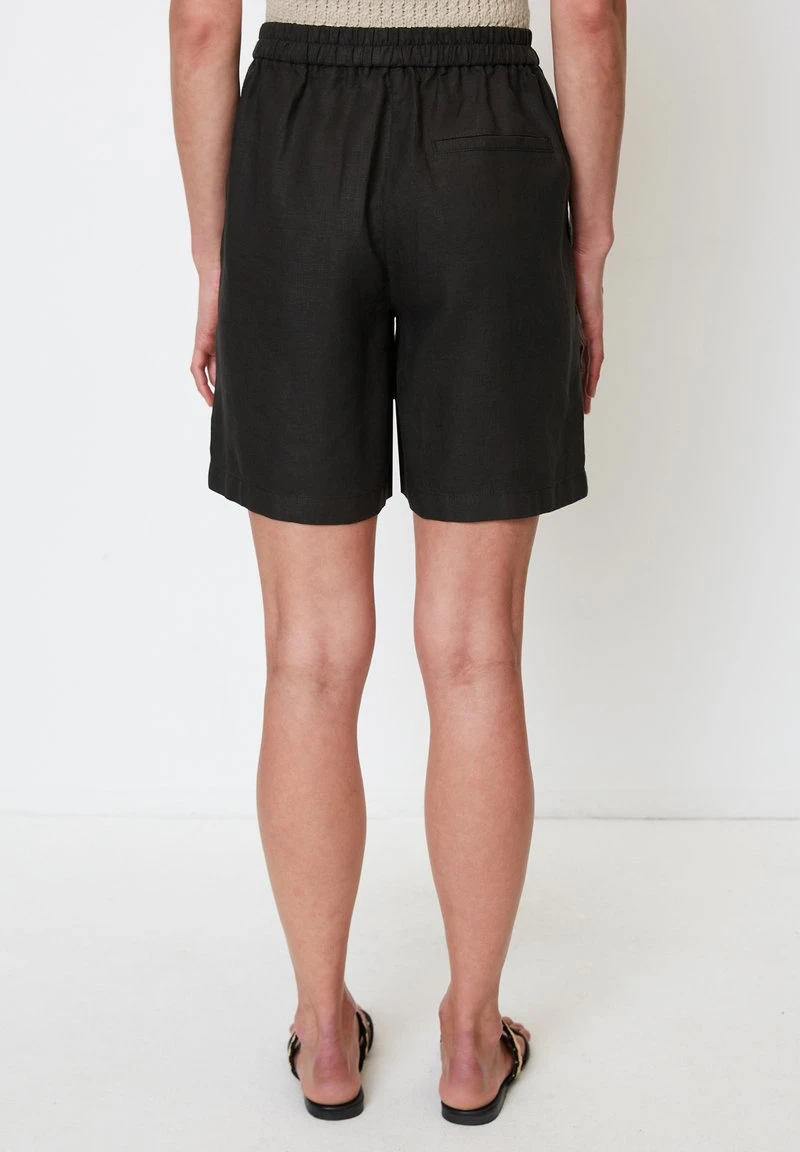 Marc O'Polo HIGH WAISTMIT TEIL-ELASTISCHEM BUND - Shorts - Black 3 Marc O'Polo HIGH WAISTMIT TEIL-ELASTISCHEM BUND - Shorts - Black – Bild 3